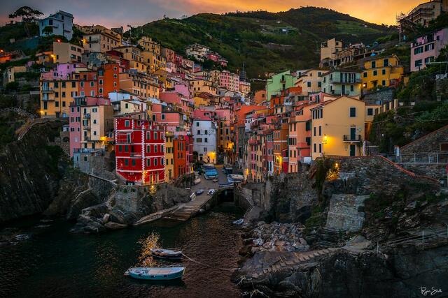 ICONS OF ITALY  - The Italian Riviera – Cinque Terre, Cliffside Villages & Coastal Light