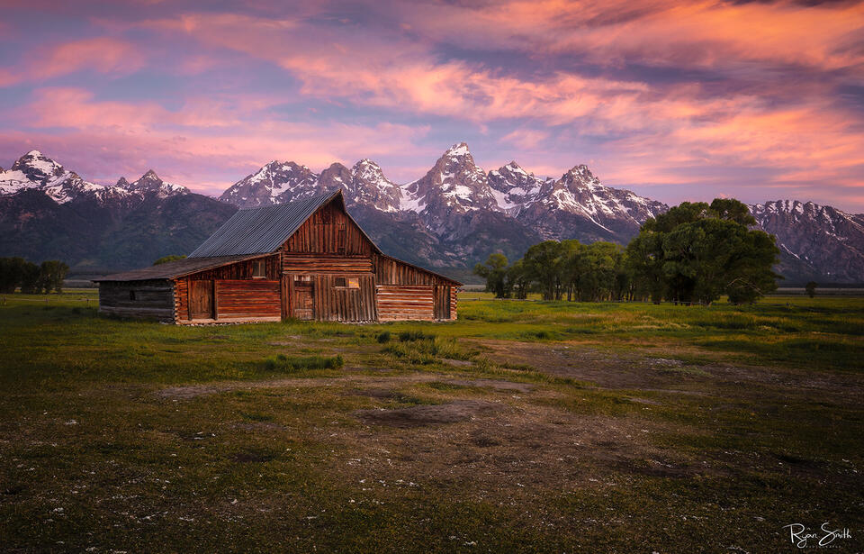 Moulton Barn