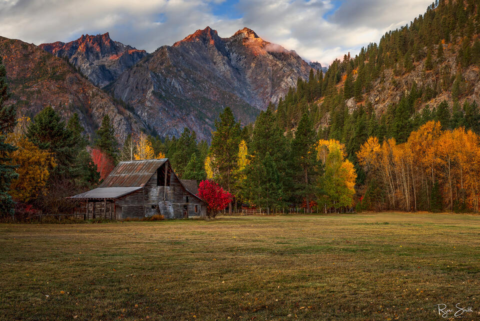 Leavenworth Barn