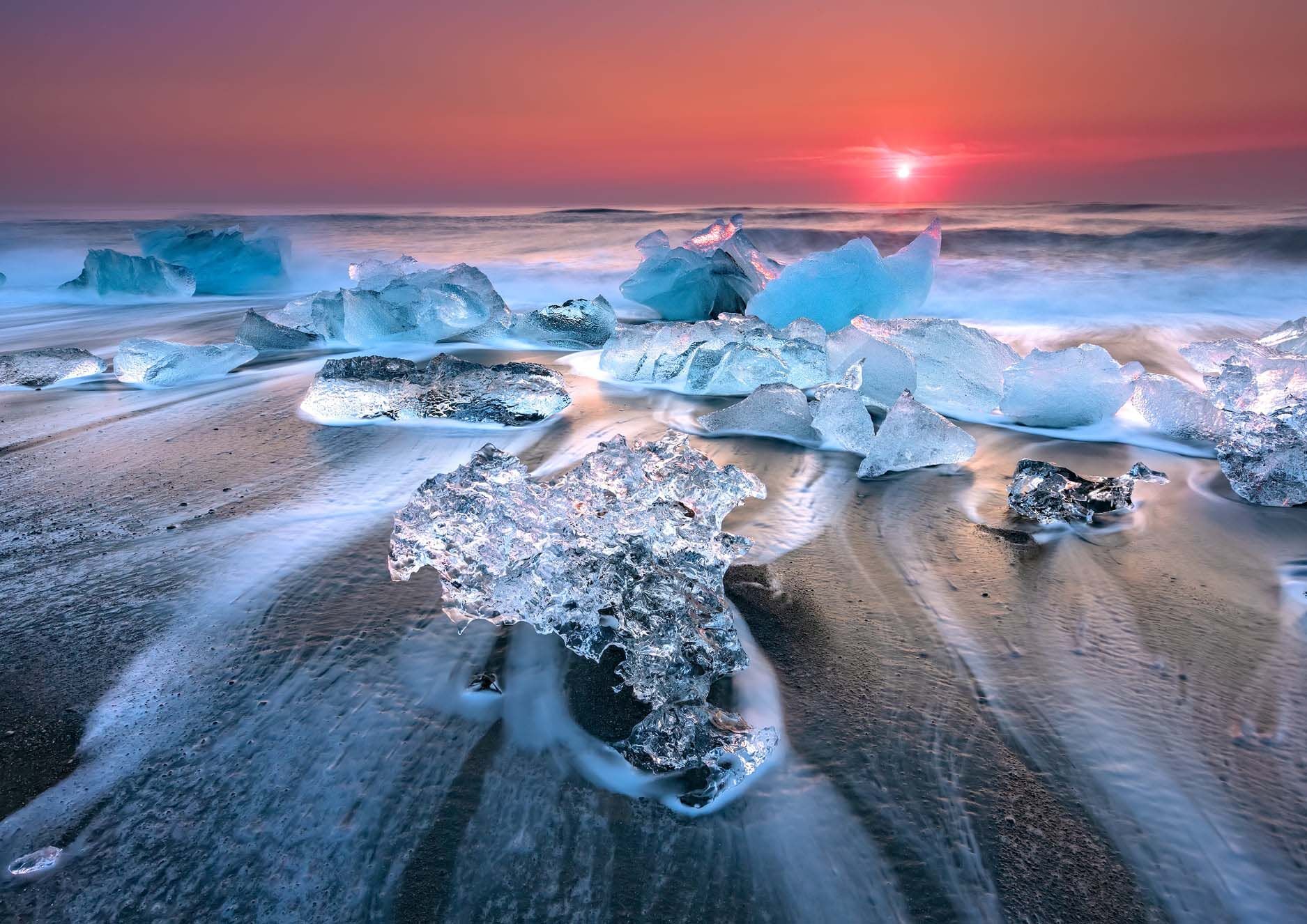 ICONS of Iceland - Midnight Sun in the Highlands Photography Workshop - Iurie Belegurschi