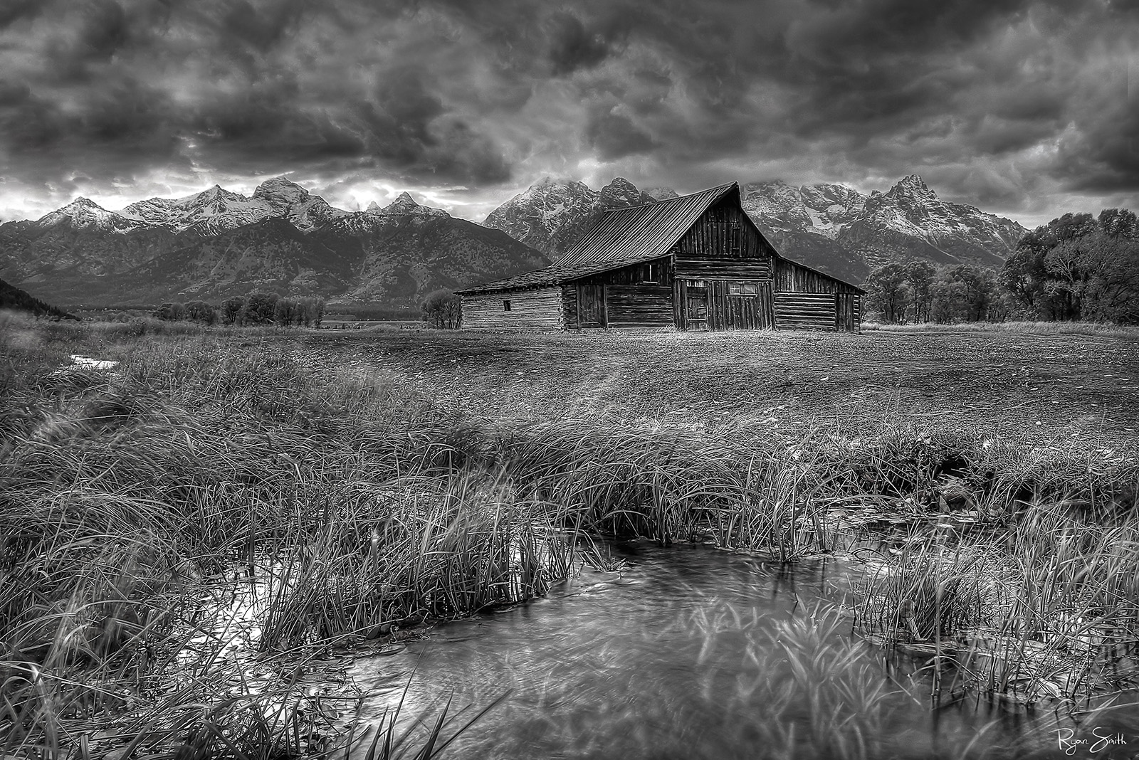 Teton Nightfire Monochrome